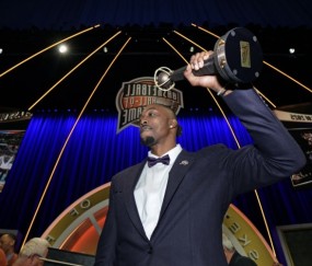 官网赛事-霍华德坦言虽无缘75大巨星，但已锁定名人堂席位